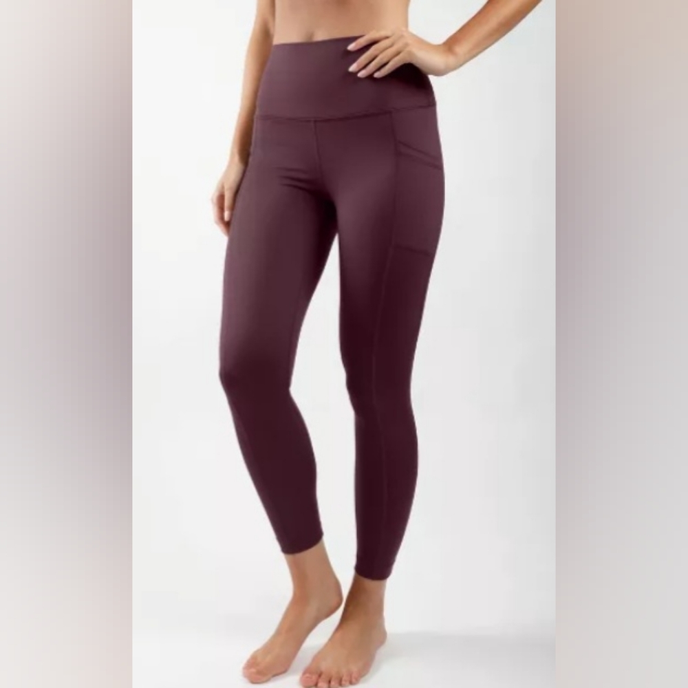 Yoga-lic-ious- Hampton Port Legging